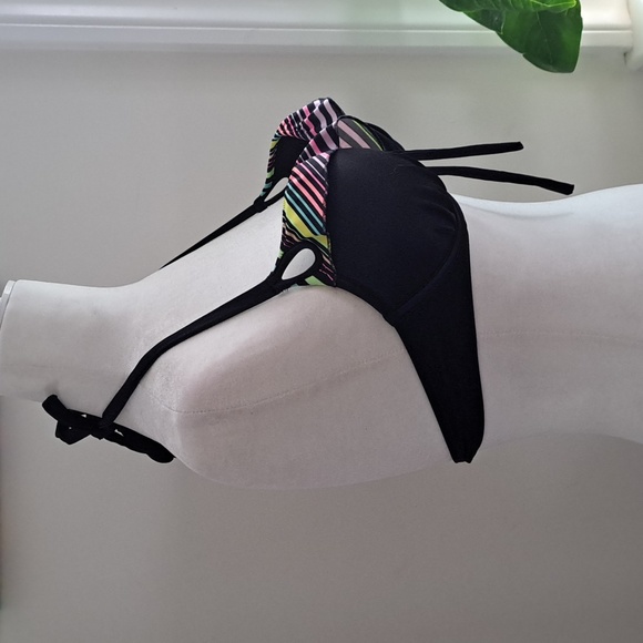 Victoria's Secret Bombsh Black and Colorful Ruffle Pudh-Up Swimsuit Top … - Picture 3 of 6